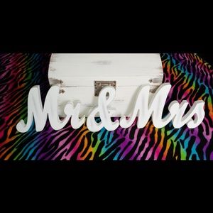 "Mr & Mrs" Rustic Wood Letters & Little Hearts